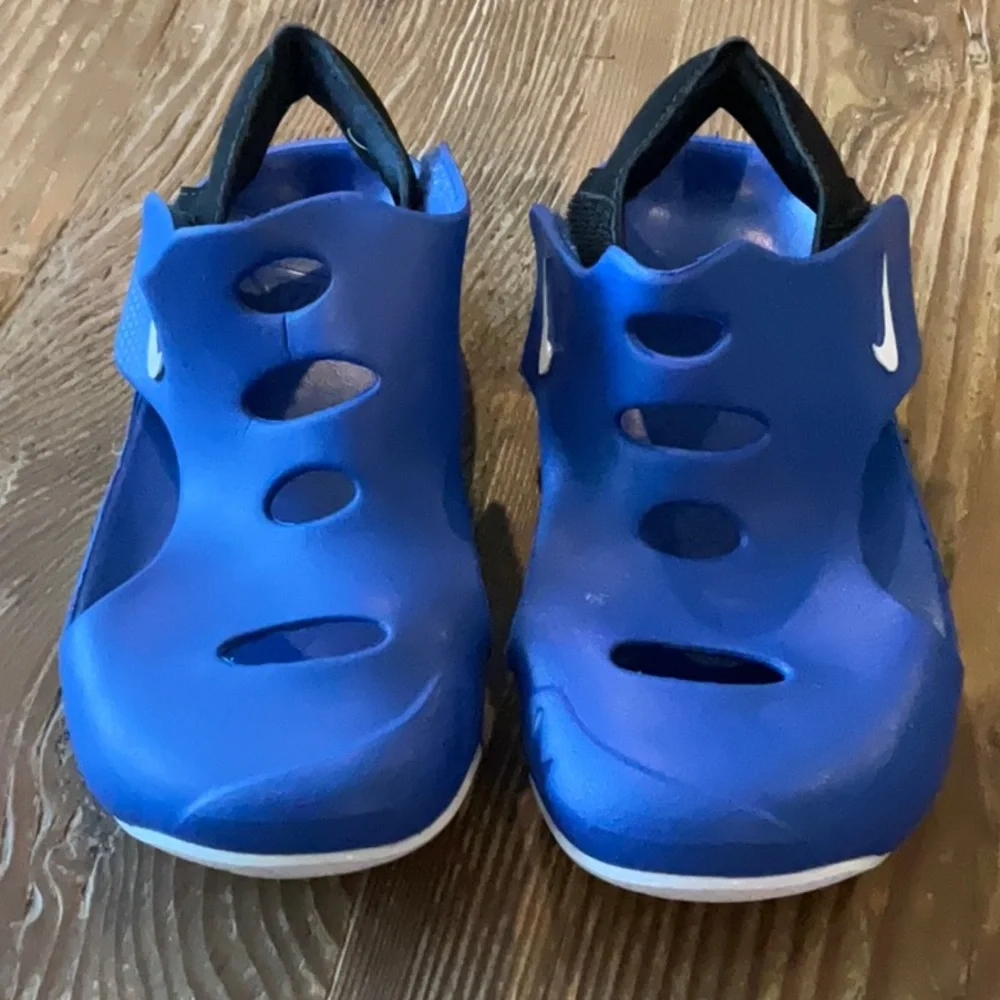 Nike Kids Blue Slip-On Water Shoes with White Swoosh size 11c